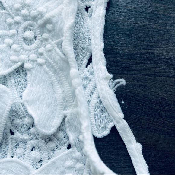 Caution the the Wind White Appliqué Crop Top - Picture 14 of 14